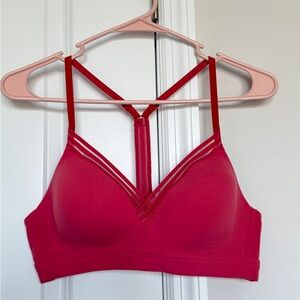 Athleta Everyday Bra in Powervita™ Size M for D-DD cups Red